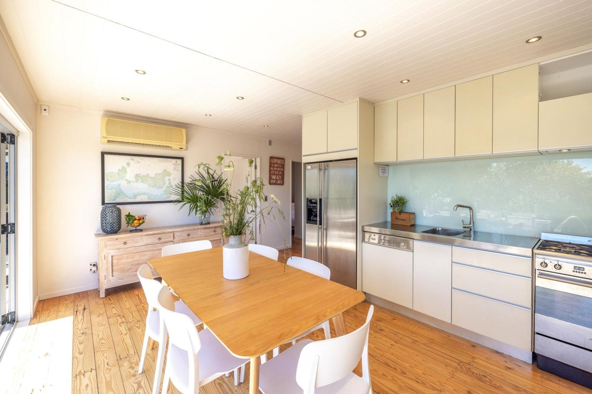 Tawa Cottage - Coast & Country Oneroa 外观 照片