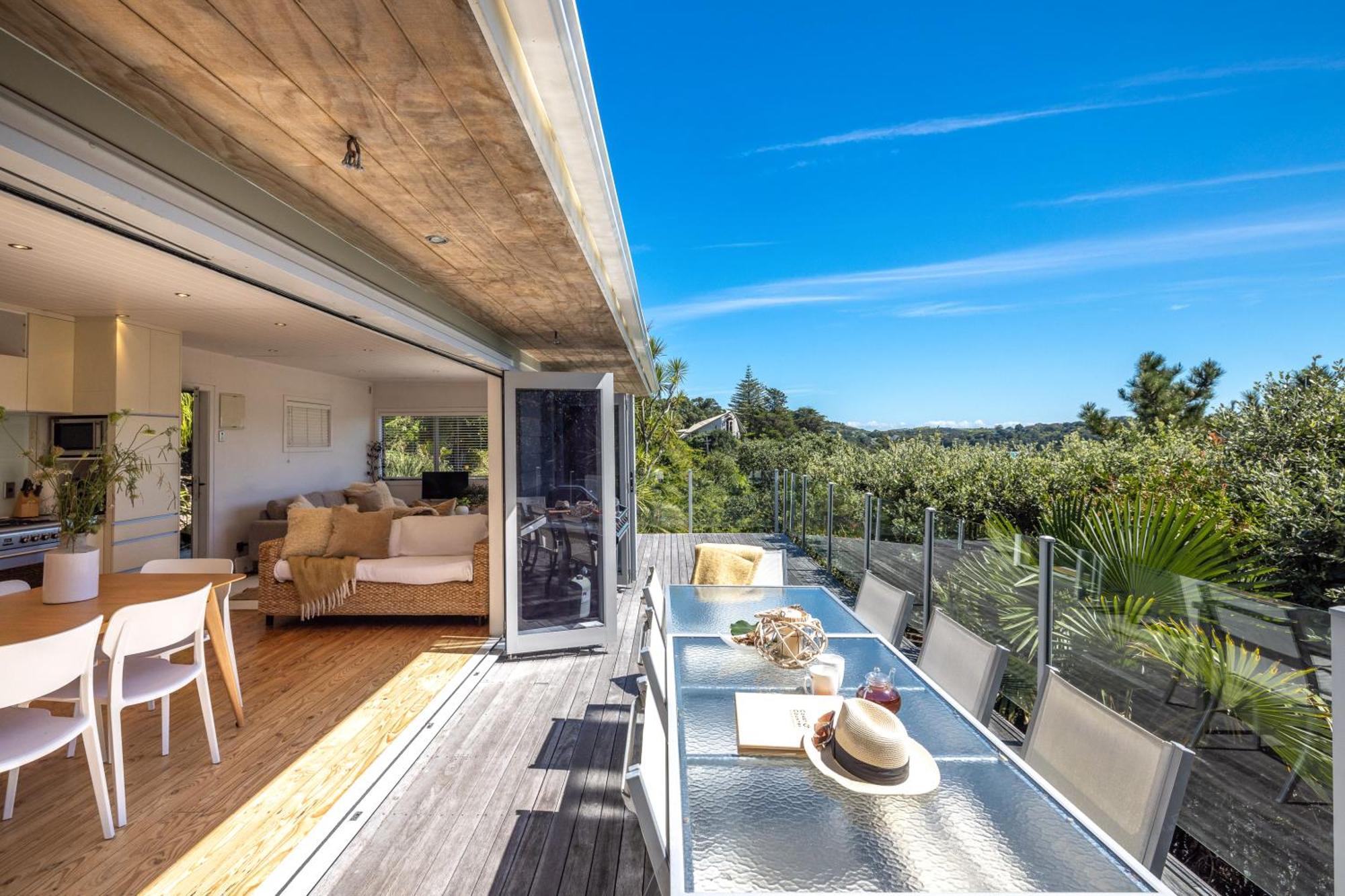 Tawa Cottage - Coast & Country Oneroa 外观 照片